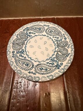 Yankee Candle Blue & White Paisley Base Plate 7.25" Cottage Cabin